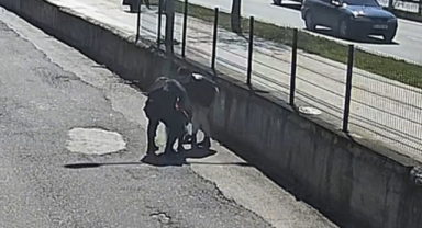 Jandarma personelinin 'heimlich' manevrası, küçük çocuğu kurtardı