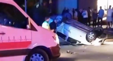 Otomobiller çarpıştı: 5 yaralı