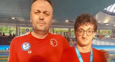 Paris'te Gururlandıran Zafer: Giresunlu Yüzücü Yaraman Şampiyon! 