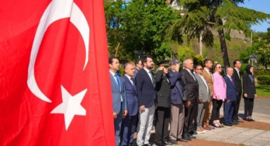 Piraziz’de 19 Mayıs Coşkusu: Atatürk’ü Anma, Gençlik ve Spor Bayramı Törenle Kutlandı