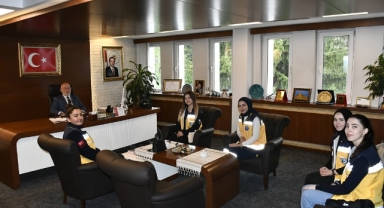 Şebinkarahisar MYO Öğrencilerinden Başkan Ömer Şentürk’e Ziyaret