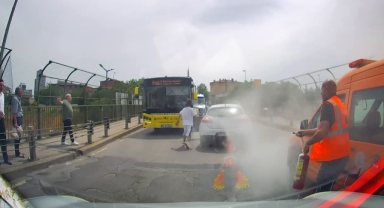 Trafikte tartıştığı bıçaklı saldırgana yangın tüpüyle müdahale etti