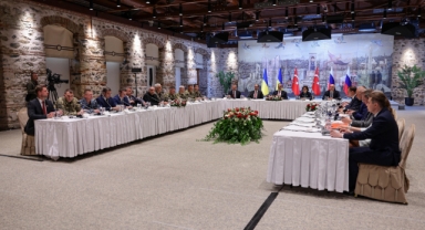 Türkiye-Rusya-Ukrayna üçlü toplantısı başladı