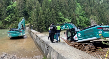 Uzungöl'de Haldizen Deresi'ne düşen 9 yaşındaki çocuk 4 gündür aranıyor