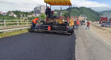 Yağlıdere-Espiye Arası 13 Kilometrelik Sıcak Asfaltlama Çalışmaları Başladı