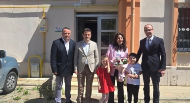 Yazar Özgül Kömürcü, Dereli Salih Dinç Anaokulu’nu Ziyaret Etti