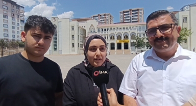 6 üniversite bitiren baba, kızıyla aynı sınıfta, oğluyla aynı okulda sınava girdi