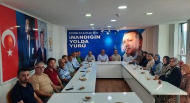 AK Parti İl Başkanı Yılmaz, Şebinkarahisar’da Teşkilatla Buluştu