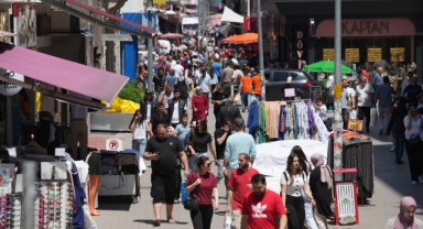 Bayram bereketi çarşıya yansıdı: Samsun’da alışveriş yoğunluğu