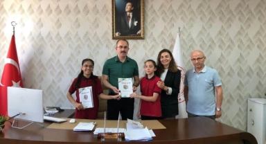 Bulancak’ta Ortaokul Öğrencilerinden Büyük Başarı: 'Yeni Nesil Yaz’ar' Eseri Basıldı