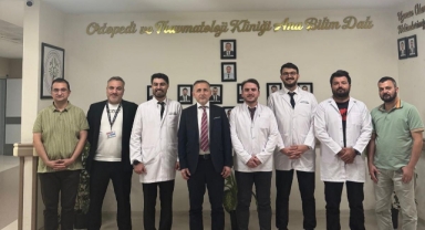 Giresun'da 4 asistan Avrupa ortopedi sınavında başarı gösterdi