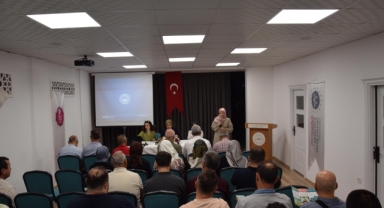 Giresun’da Yürekleri Isıtan Etkinlik: “Koruyucu Aile” Paneli Düzenlendi