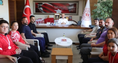 Giresun Gençlik ve Spor İl Müdürü Ergün, Genç Güreşçileri Ağırladı!