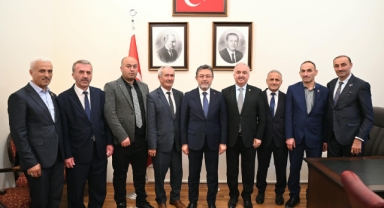 Giresun Heyetinden Tarımsal Yatırımlar İçin Ankara Teması: Bakan Yumaklı ile Giresun’un Tarımsal Gündemi Görüşüldü