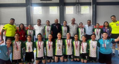 Giresun Kız İl Karması Anadolu Yıldızlar Ligi Hentbol 1. Etap Grup Müsabakalarında Birinci Oldu!