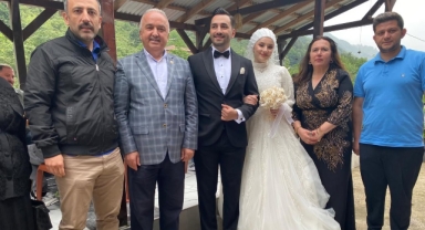 Giresun Milletvekili Temür, Genç Çiftin Mutluluğuna Ortak Oldu
