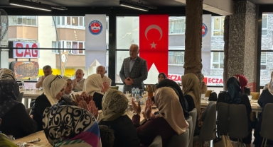 Giresun Milletvekili Temür, Kur’an Kursu Öğreticileriyle Veda Programında Buluştu
