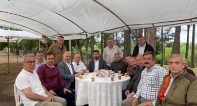 Giresun Milletvekili Temür, Piraziz’de Kutsal Topraklardan Dönen Vatandaşlarla Bir Araya Geldi