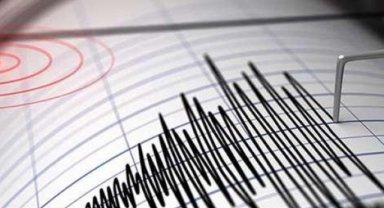 İran’da 5.5 büyüklüğünde deprem!