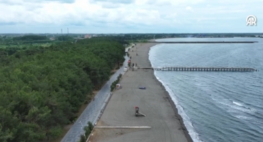 Karadeniz'in en uzun sahil şeridine sahip kenti Samsun'da mavi bayraklı plajlar 16'ya yükseldi