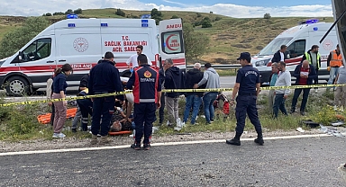 Midibüs şarampole devrildi: 2 ölü 15 yaralı