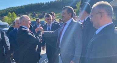 Milletvekili Temür, Bakan Tekin ve Heyetine Kümbet Yaylası’nda Eşlik Etti