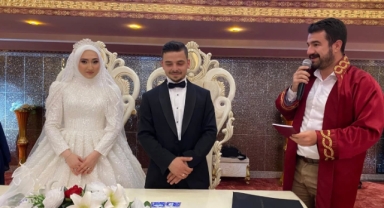 Piraziz Belediye Başkanı Ayyıldız, Genç Çiftin Nikâhını Kıydı