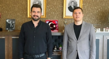 Piraziz Belediye Başkanı Ayyıldız, Zeytinburnu Gençlik Kolları Başkanı Şahin’i Ağırladı