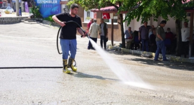 Piraziz’de Cadde ve Sokaklar Temizleniyor: Gece Gündüz Kesintisiz Mesai