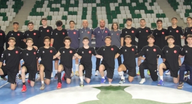 U16 Erkek Hentbol Milli Takımı, Avrupa şampiyonasına Giresun'da hazırlanıyor