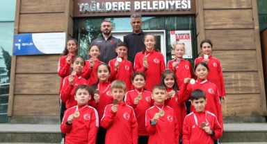 Yağlıdere Karate Kulübü’nden Büyük Başarı: 15 Madalya Birden