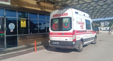 5. kattaki evlerinin penceresinden düşen çocuk hayatını kaybetti