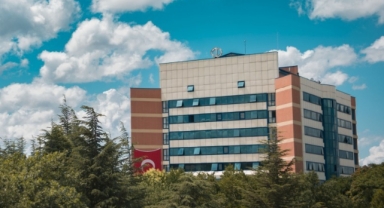 Açıköğretim'de programlar devam ediyor, fakülteler birleşti