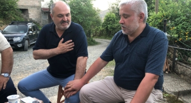 AK Parti İl Başkanı Yılmaz’dan Çevre ve Şehircilik Politikaları Başkan Yardımcısı Şahin’e Taziye Ziyareti