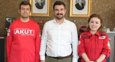 AKUT Giresun Ekibi’nden Piraziz Belediye Başkanı Ayyıldız’a Ziyaret