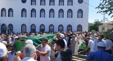 Baraj gölünde boğulan 2 genç son yolculuğuna uğurlandı
