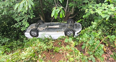 Giresun’da Feci Kaza: Araç Şarampole Yuvarlandı, 6 Kişi Yaralandı