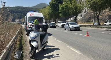 Devrilen motosikletin sürücüsü yaralandı