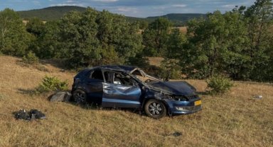 Devrilen otomobilin sürücüsü hayatını kaybetti