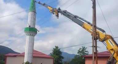 Espiye'deki O Camide Tadilat ve Boyama Çalışmaları Sürüyor