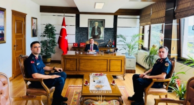 Espiye Kaymakamı Kavanoz, Yeni Göreve Başlayan Komutanları Ağırladı