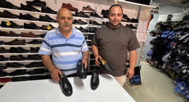 Giresun'da baba oğul 20 yıldır birlikte ayakkabı tamir ediyor