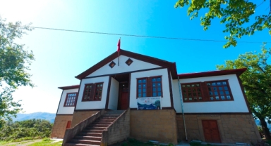 Giresun’da Tarihe Saygı: Tarihi Akçalı Ortaokulu Giresun İl Özel İdaresi ile Yeniden Hayat Buldu