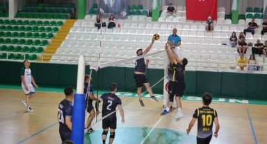 Giresun’da Voleybol Coşkusu: Şampiyon Kamu Gücü Oldu!
