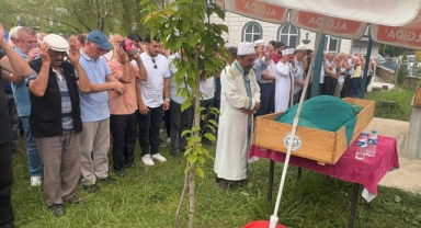 Giresun’da Yayladaki Silahlı Kavgada Hayatını Kaybeden Karı Kocanın Cenazesi Defnedildi