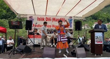 Giresun’da Yüzyıllık Gelenek Yaşatılıyor: Kuşdili Festivali Renkli Görüntülere Sahne Oldu