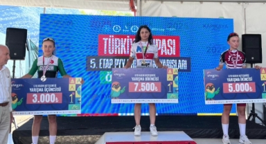 Giresunlu Gençler Türkiye Yol Yarışları’nda Zirvede