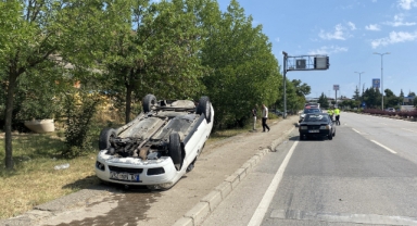 İki otomobilin çarpıştığı kazada 1 kişi yaralandı