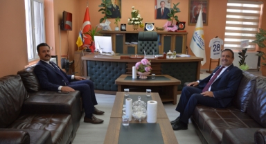 Kaymakam Şahin’den, Alucra Belediye Başkanı Demirağ’a Veda Ziyareti