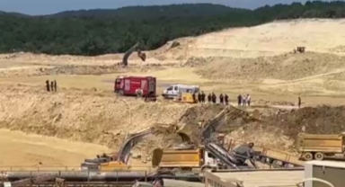 Kum ocağında göçük: 2 kişi balçık içinde kaldı